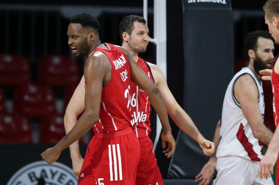 Bayern Munich survives late thriller vs Armani Milano to force Game 5