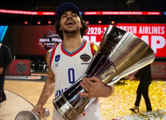 Shane Larkin