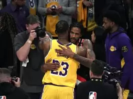 Lakers officially sign Trevor Ariza