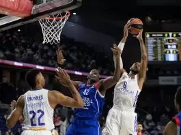 Adam Hanga Real Madrid Anadolu Efes
