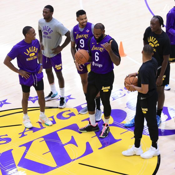 James Worthy gives his pick for Lakers starters