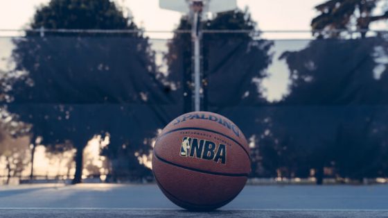 Basketball bettors dig deeper for data, take more deliberate approach than those who wager on other sports