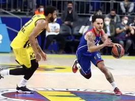 Shane Larkin details role under Sarunas Jasikevicius Shane Larkin Anadolu Efes Fenerbahce