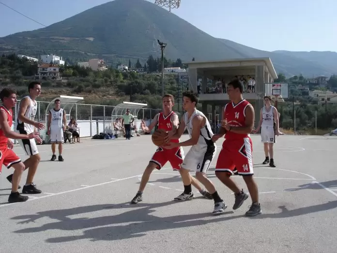 Amateur basketball