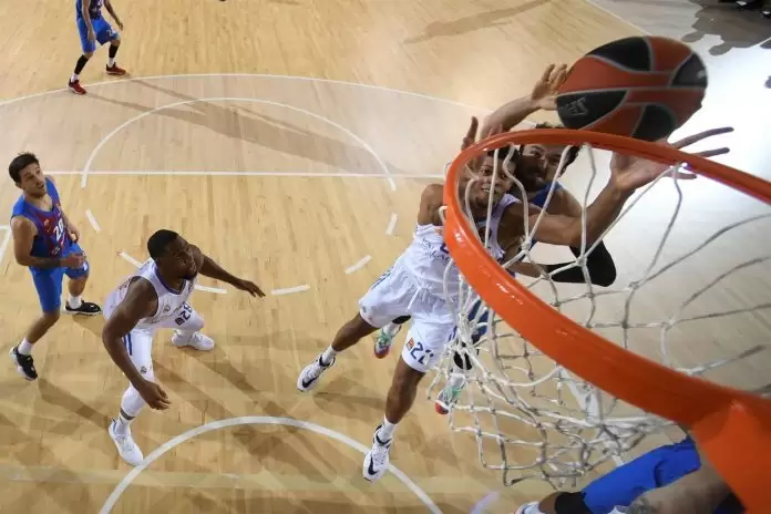 Walter Tavares Real Madrid FC Barcelona