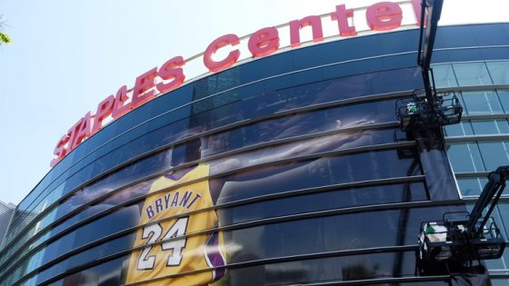 Stan Van Gundy rips fans about arena name changing, nostalgia in Staples Center