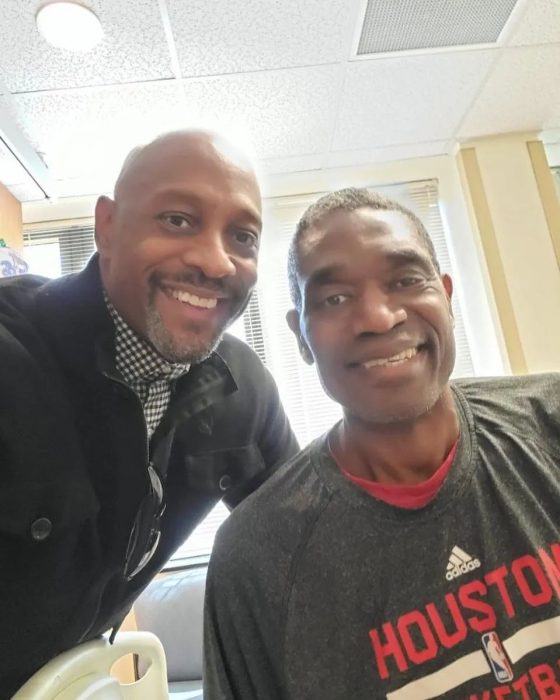 Alonzo Mourning offers positive update on Dikembe Mutombo’s ongoing treatment against brain tumor