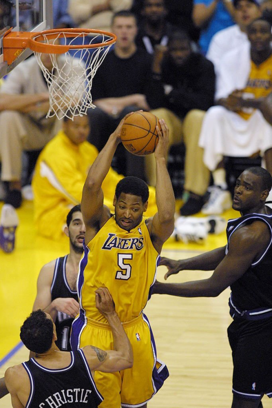 Robert Horry on Lakers offense: “You can close your eyes and probably walk to someone and touch them because you know exactly where they’re gonna be”