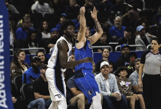 Mavs won’t use In-Season Tournament court due to ‘manufacturing issue’