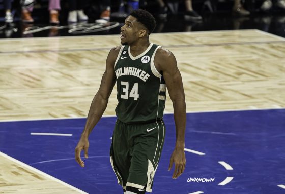 Mike Budenholzer said Antetokounmpo would be day-to-day with the injury
