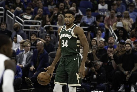 Knicks face “very unlikely” odds in pursuit of Giannis Antetokounmpo