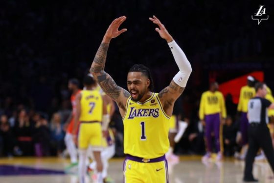 LeBron James reacts to Lakers’ trades