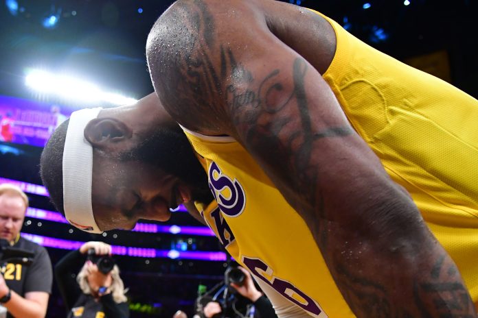 Laporan: LeBron James tidak yakin akan kehadirannya di Lakers selama 23-24;  memikirkan pensiun