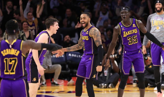 D’Angelo Russell, Lakers bergembira dalam kemenangan vs Raptors: ‘Saya hanya bisa tersenyum’