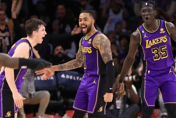 Lakers would consider D’Angelo Russell-centric trade for Zach LaVine