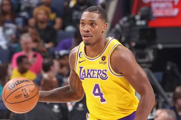 Lonnie Walker leaves the Lakers