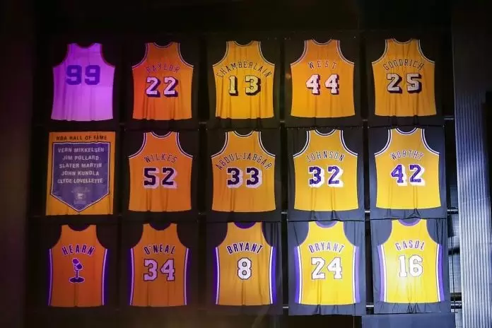 Pau Gasol jersey retirement