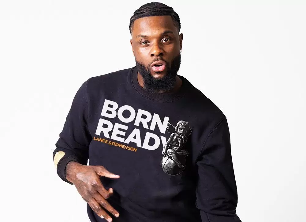 Lance Stephenson defeats Michael Beasley in MMA fight