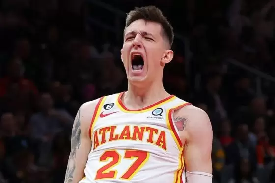 Hawks sign Vit Krejci on two-way contract