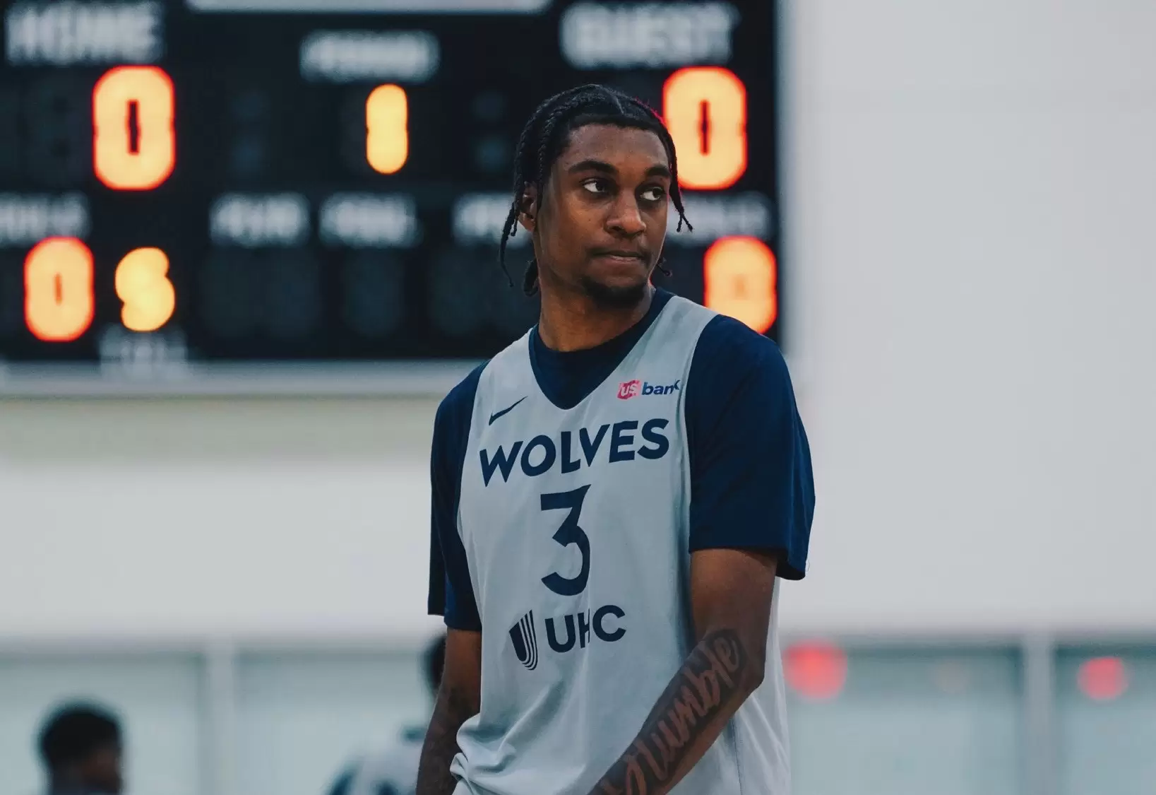 Jaden McDaniels listed week-to-week with knee injury Jaden McDaniels listed week-to-week with knee injury