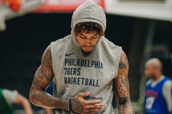 Kelly Oubre Jr. says he needs to hire a driver at this point