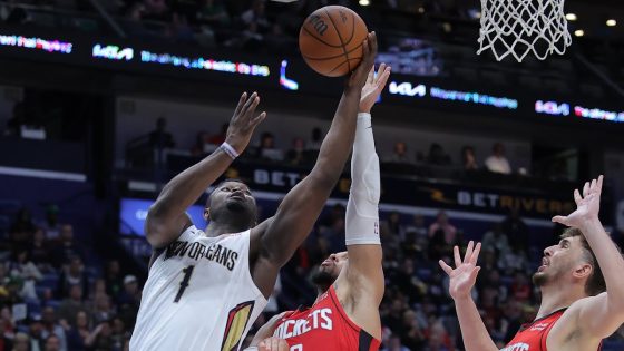 McCollum and Williamson leads Pelicans to win over Rockets