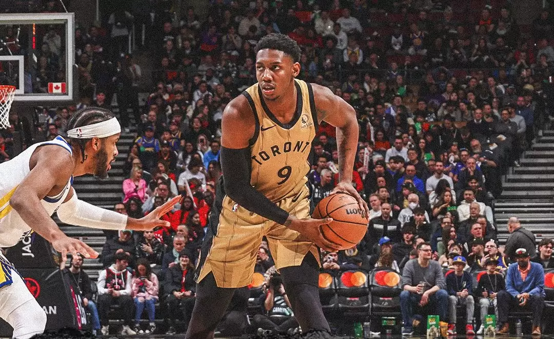 RJ Barrett exits with painful ankle injury