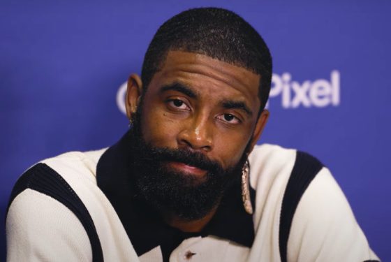 Kyrie Irving observing Tyronn Lue’s cues in Clippers matchup