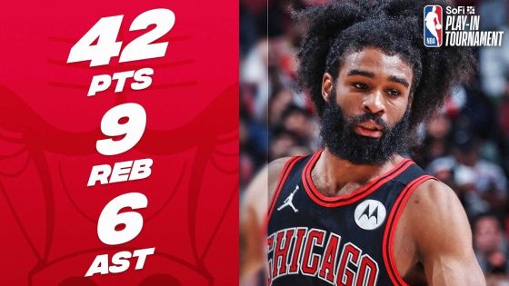 Coby White drops 42 points as Bulls dominate Hawks in play-in game