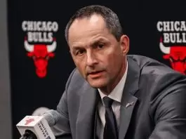 Pressure mounting on Arturas Karnisovas amid Bulls’ struggles