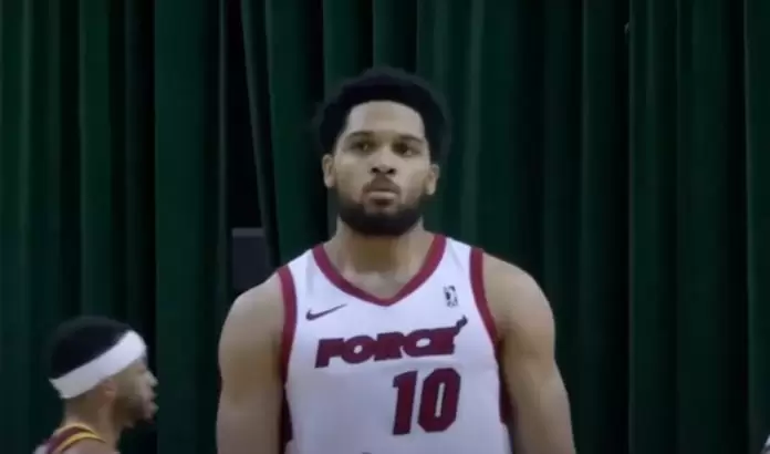 Heat sign Caleb Daniels on Exhibit 10 deal