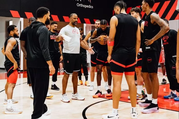 Ralph Sampson on Rockets: “Nobody Really Knows Right Now”