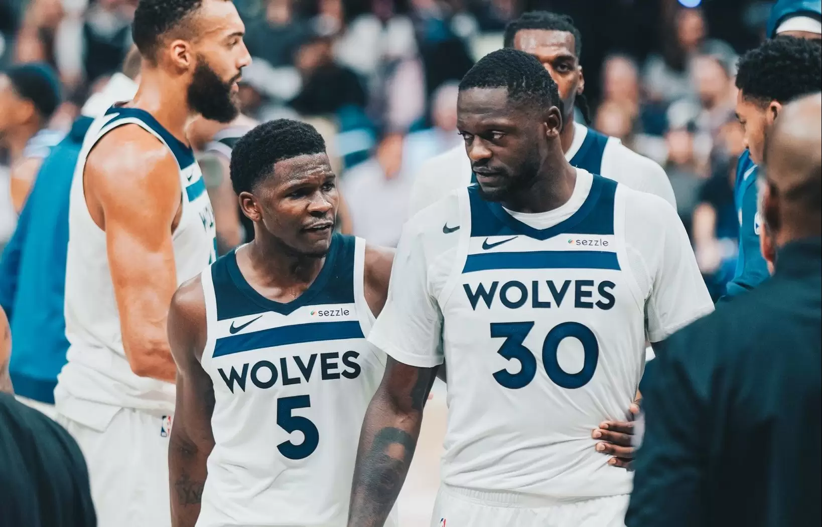 Timberwolves snap Heat’s 4-game winning streak