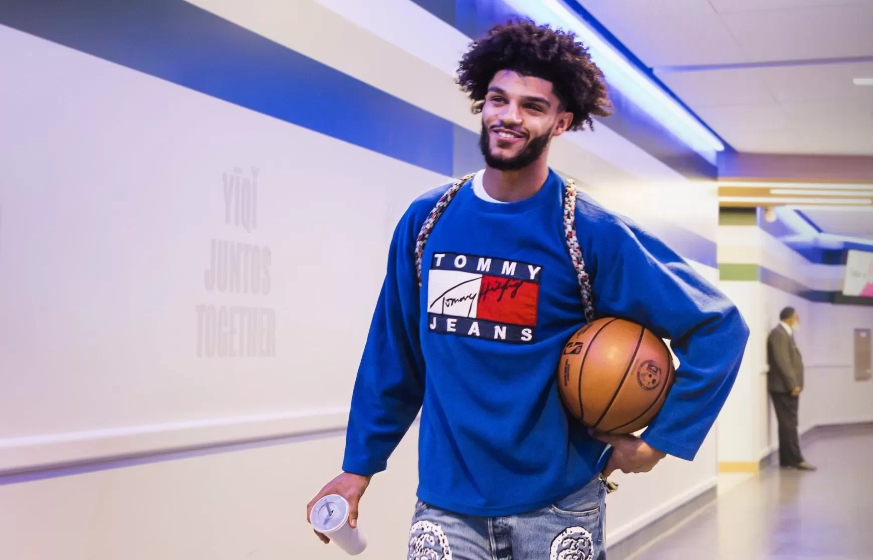 Raptors sign Andre Jackson Jr.