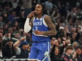 Kevin Porter Jr. exercises Bucks player option
