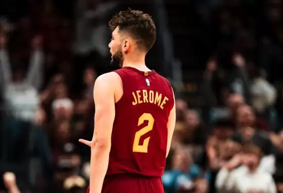 Evan Mobley: Ty Jerome is a great all-around basketball player
