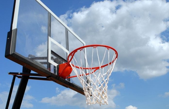 outdoor-basketball-1639860_1280