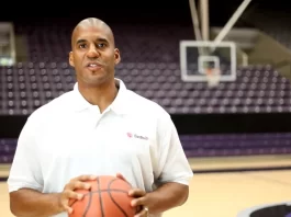 Spurs hiring Corliss Williamson as assistant coach