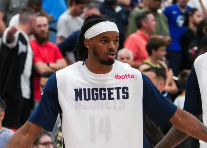 DaRon Holmes II