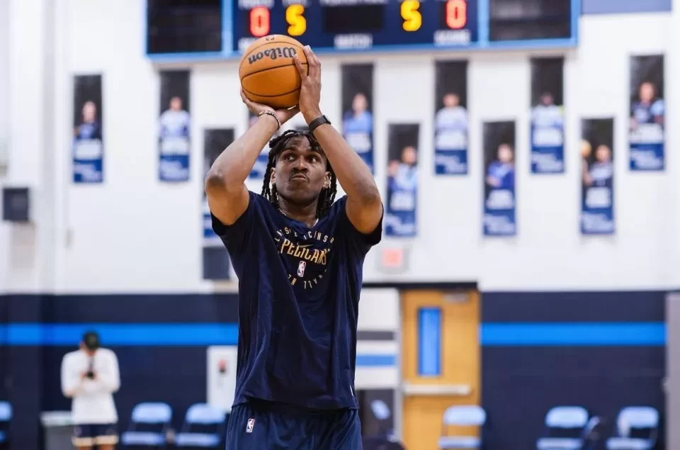 Kevon Looney sees familiar path to success with Lakers