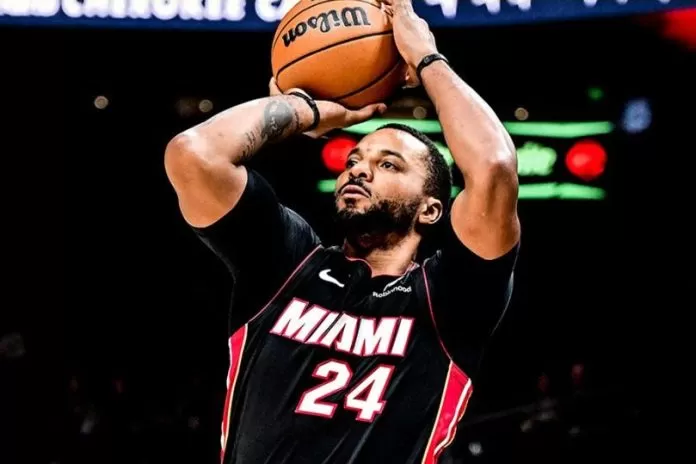 Heat dominates Nuggets, Jokic exits halftime