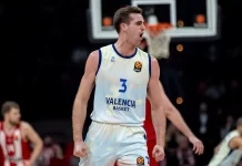 Valencia surges past Olympiacos to extend winning streak
