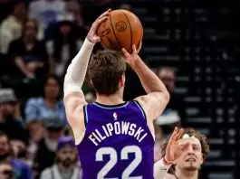Kyle Filipowski remains sidelined after offseason back surgery