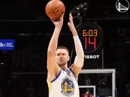 Kristaps Porzingis visits Warriors amid health uncertainty