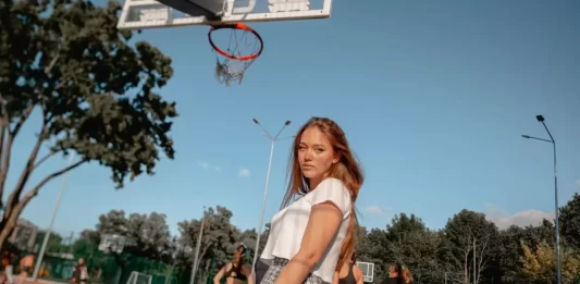 USA Basketball Foundation Awards Scholarships to Future Leaders at Women in the Game Conference