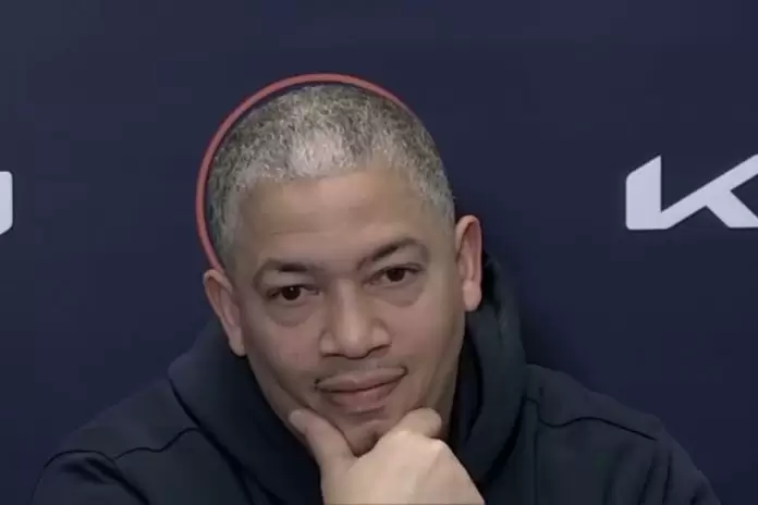 Tyronn Lue dedicates Clippers’ win to Steve Ballmer