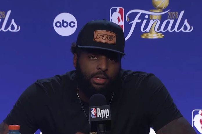 Mitchell Robinson