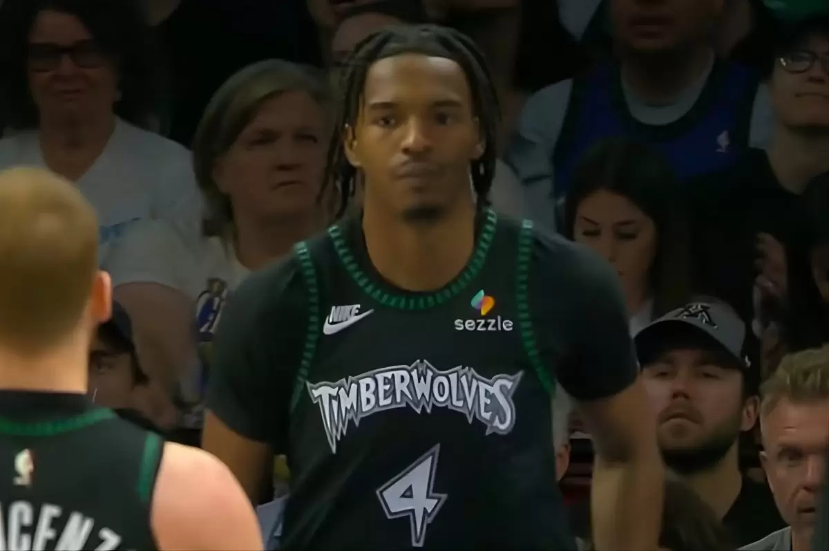 Rockets convert Julian Phillips and Oscar Tshiebwe to two-way contracts