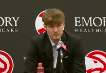 Hawks sign Henri Veesaar to four-year deal