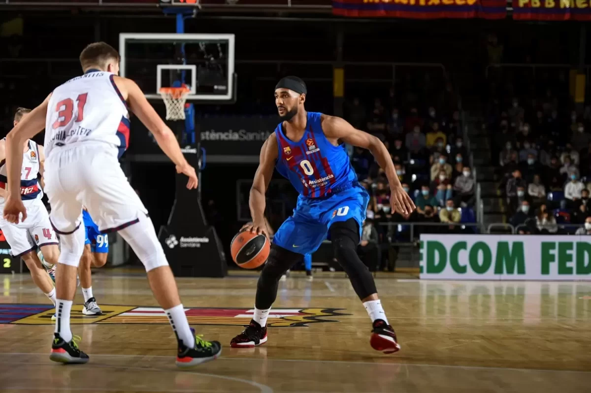 Brandon Davies announces retirement